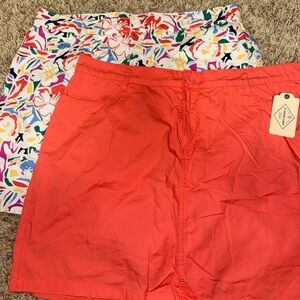NWT Vineyard Vines Women's Coral and Floral Skorts Set